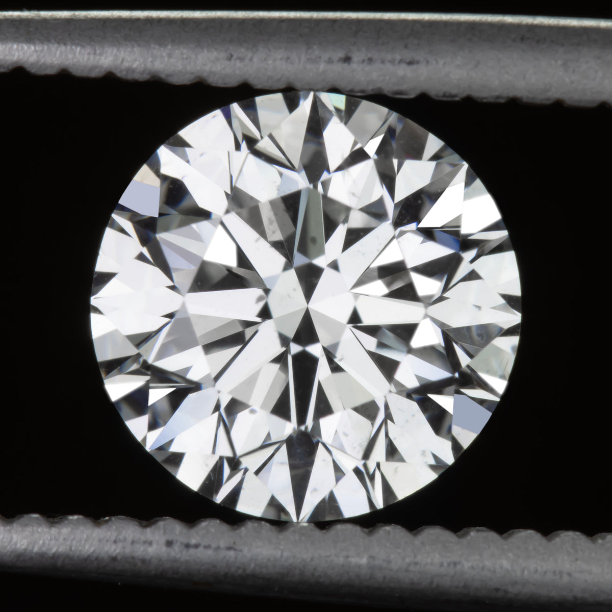 Diamant Certifié De 7.31 Carats - Certificat AIGS, Couleur Blanc - Provenance États-Unis - Neuf Avec étiquettes