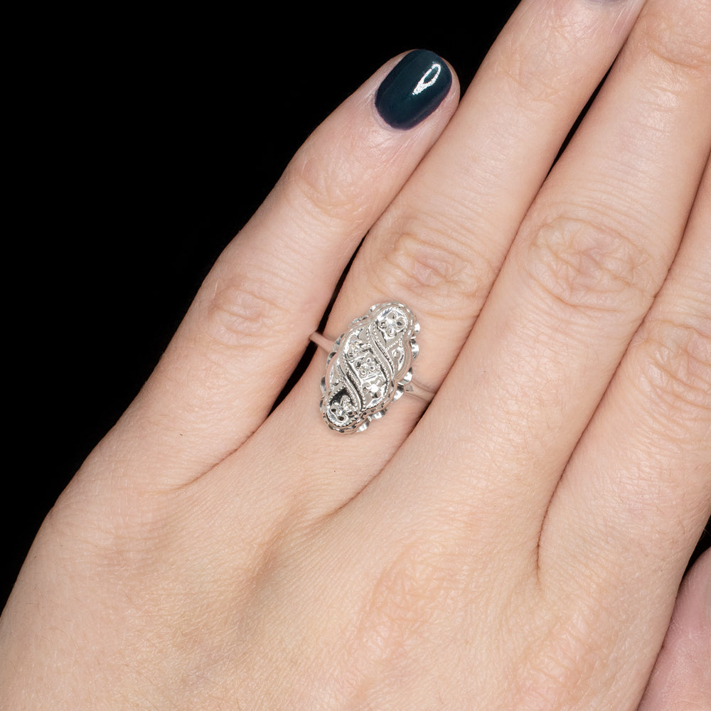 VINTAGE DIAMOND COCKTAIL RING 14k WHITE GOLD NATURAL ESTATE SWIRL SCALLOPED