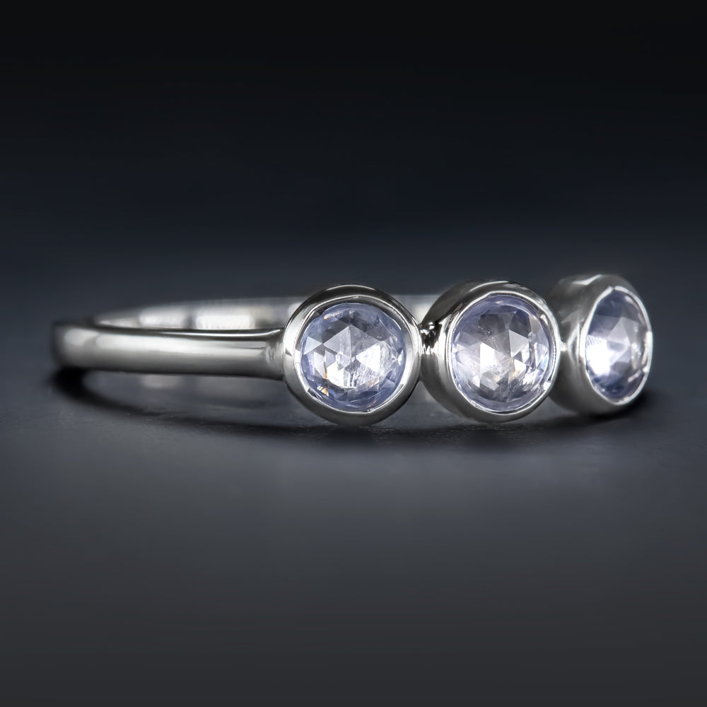 NATURAL LIGHT BLUE SAPPHIRE 3 STONE RING ROSE CUT BEZEL WHITE GOLD VINTAGE STYLE