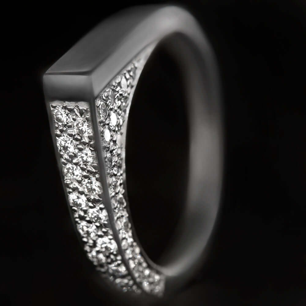 EXCELLENT CUT 0.62ct F-G VS DIAMOND 18K COCKTAIL BAND STATEMENT RING WHITE GOLD