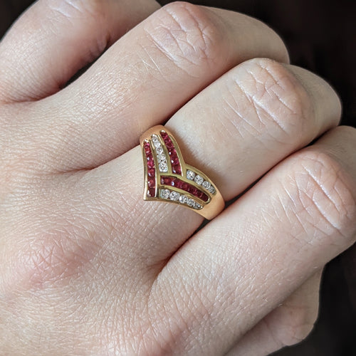 RUBY DIAMOND COCKTAIL BAND CONTOUR V RING 14K YELLOW GOLD NATURAL ESTATE VINTAGE