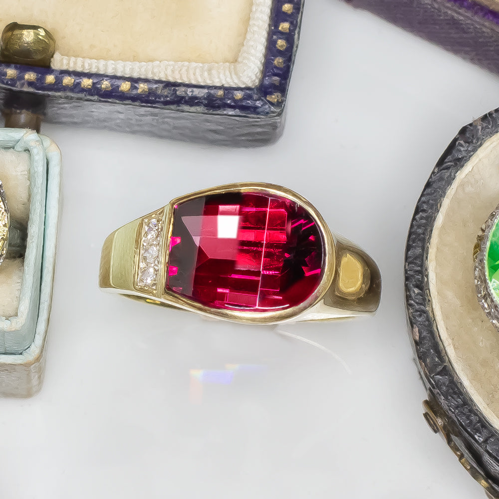 VINTAGE RHODOLITE GARNET DIAMOND COCKTAIL RING YELLOW GOLD EAST WEST GEOMETRIC