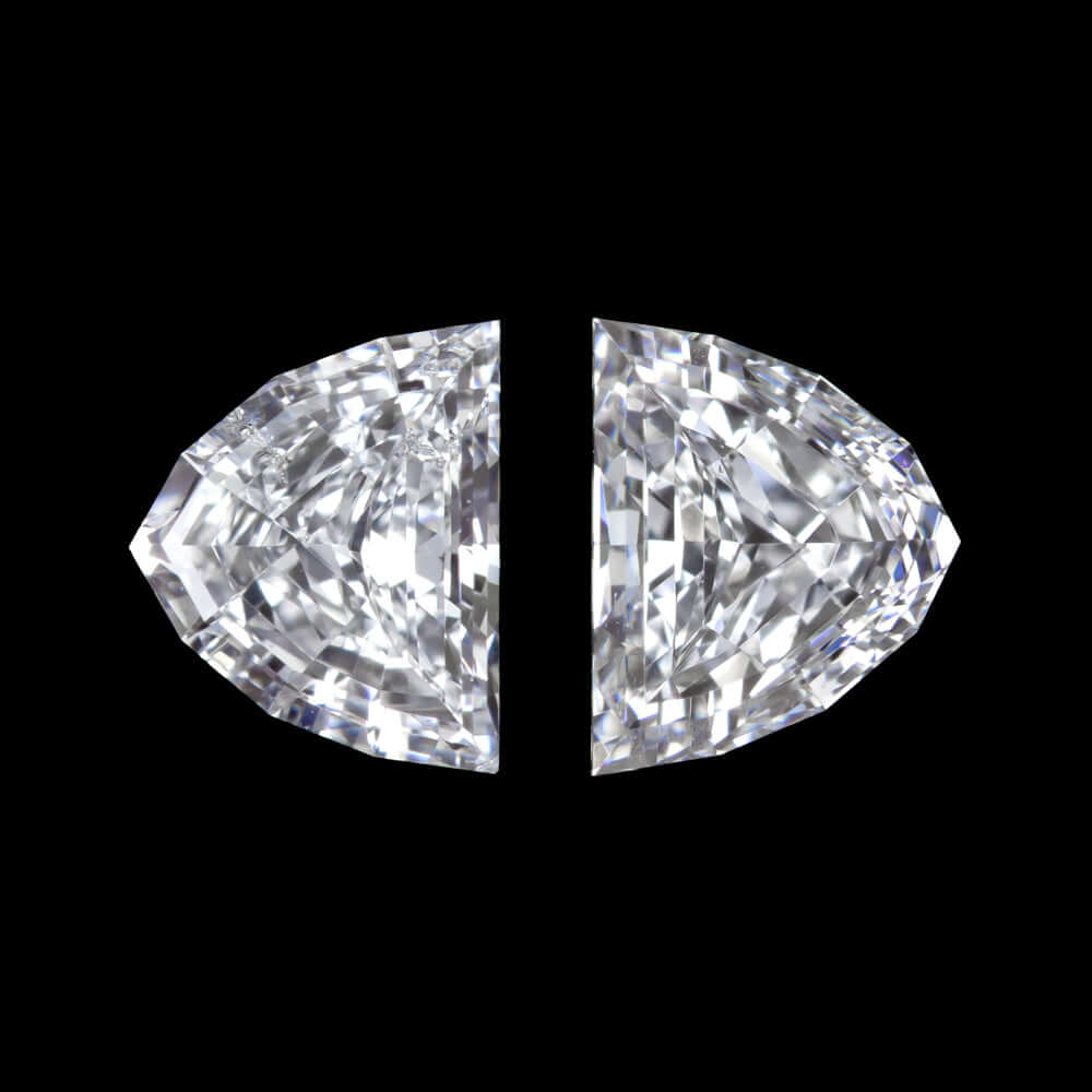 0.65ct SHIELD SHAPE DIAMONDS STUD EARRINGS MATCHING PAIR 3 STONE TRILLION PEAR
