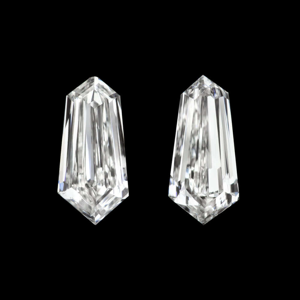 0.56ct G VS BULLET SHAPE DIAMOND PAIR CUSTOM CUT BAGUETTE KITE ACCENTS EARRINGS