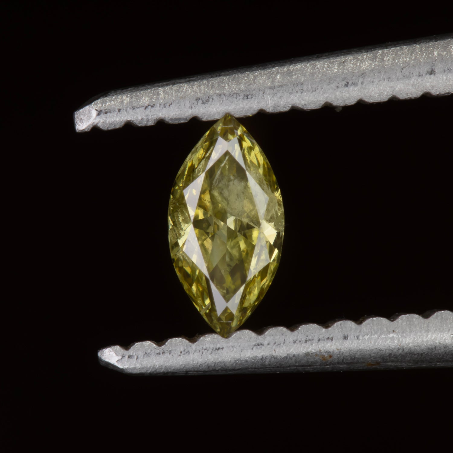 0.16ct DIAMOND GIA CERTIFIED FANCY GREEN YELLOW MARQUISE SHAPE 