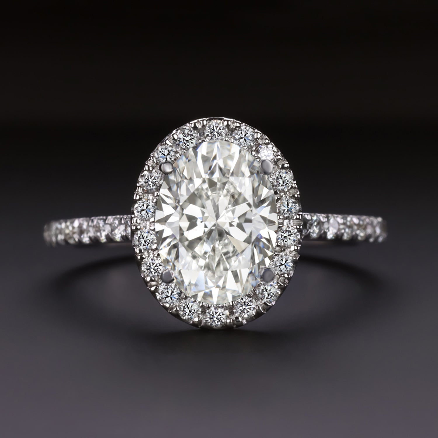 CARAT GIA CERTIFIED OVAL SHAPE DIAMOND ENGAGEMENT RING HALO