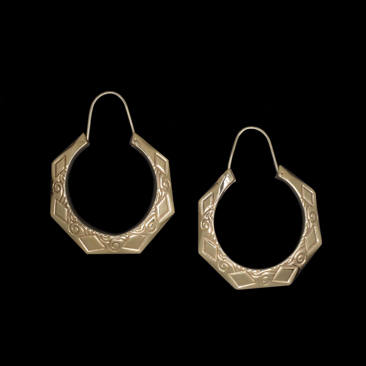 14K YELLOW GOLD HOOP EARRINGS FACETED ENGRAVED SIMPLE CLASSIC 14K YELLOW GOLD HOOP EARRINGS FACETED ENGRAVED SIMPLE CLASSIC