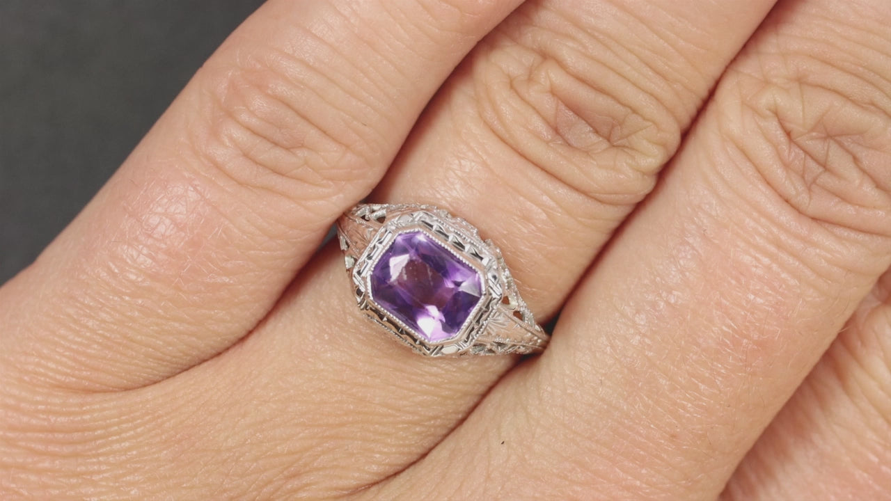 VINTAGE AMETHYST FILIGREE RING 18K WHITE GOLD SOLITAIRE ART DECO ESTATE PURPLE