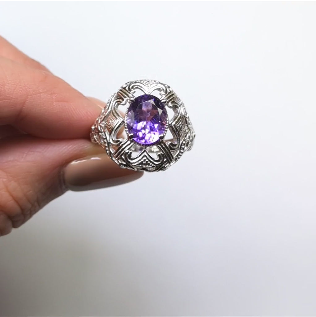 AMETHYST STERLING SILVER RING VINTAGE STYLE OVAL CUT GEMSTONE FILIGREE COCKTAIL