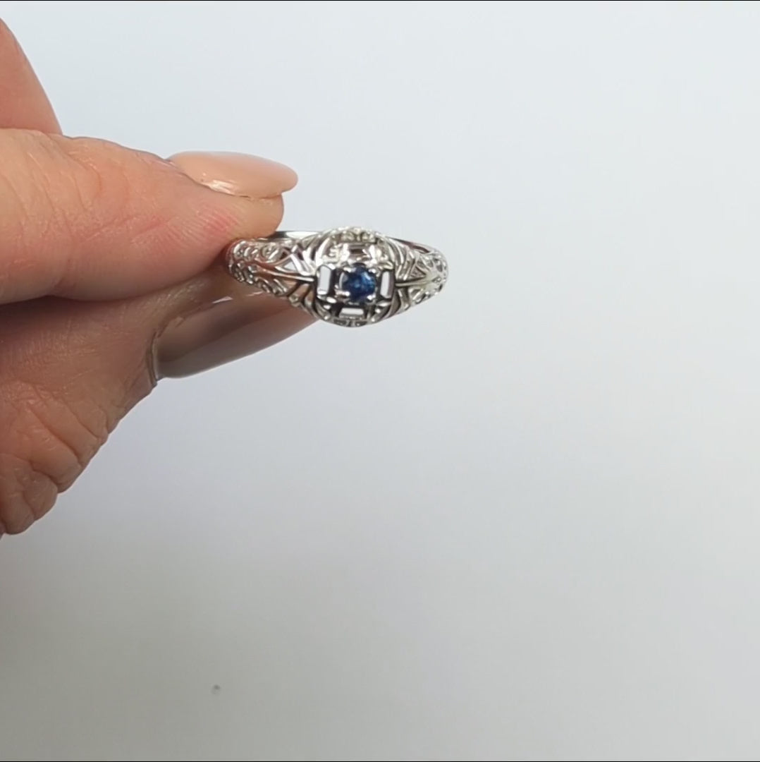 BLUE SAPPHIRE VINTAGE STYLE COCKTAIL RING STERLING SILVER DAINTY FILIGREE ROUND