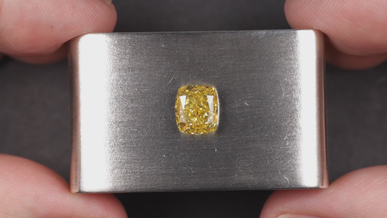 2 CARAT DIAMOND GIA CERTIFIED FANCY DEEP ORANGE YELLOW CUSHION CUT NATURAL LOOSE