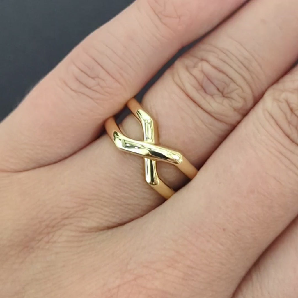 VINTAGE TIFFANY AND CO 18k YELLOW GOLD X RING 6.6 GRAM CRISS CROSS DOUBLE SHANK