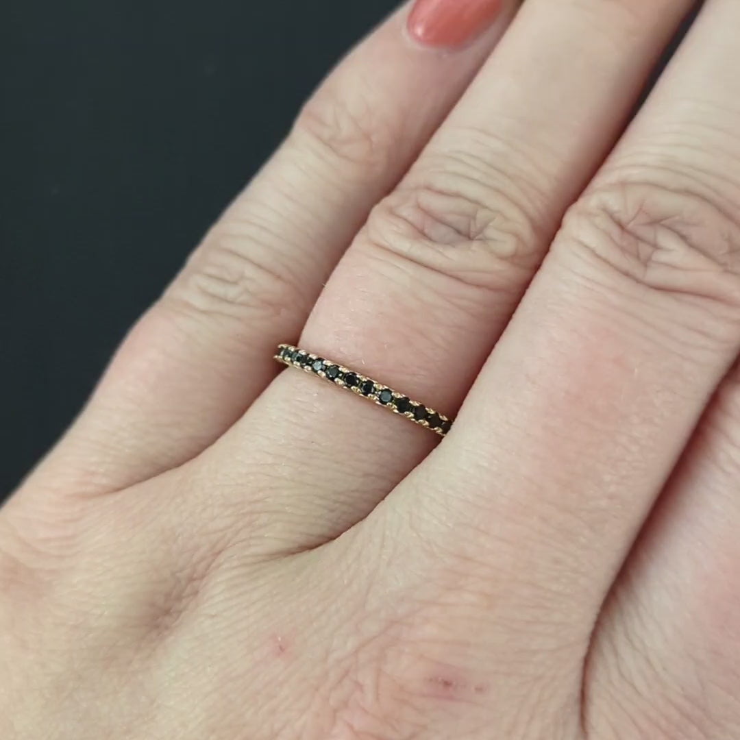 BLACK SPINEL 14K YELLOW GOLD ETERNITY RING STACKING WEDDING GEM