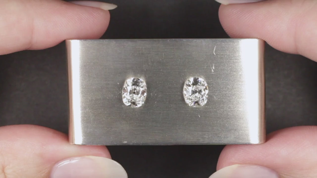 2.04ct E VS1-VS2 OLD MINE CUT LAB CREATED DIAMOND LOOSE PAIR IGI CERTIFIED STUD