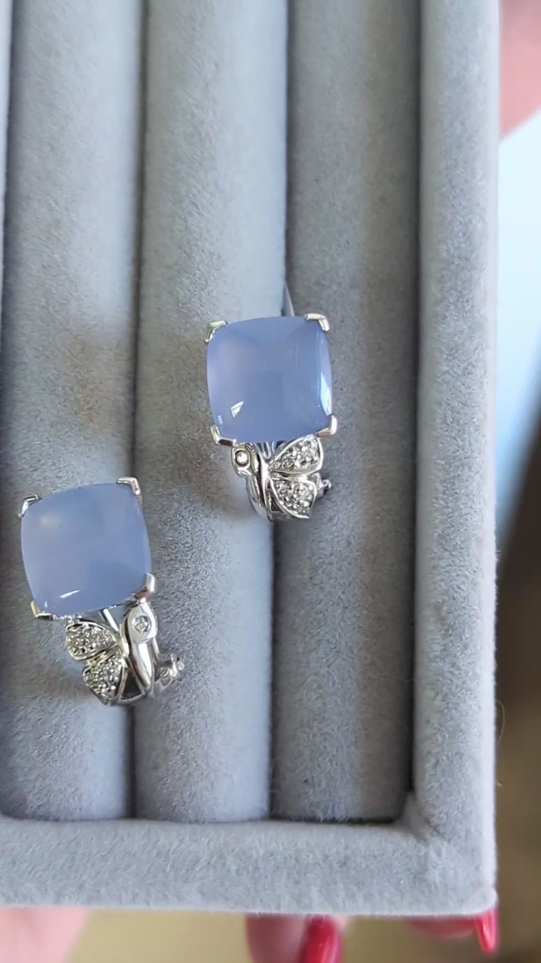 VINTAGE BLUE CHALCEDONY DIAMOND EARRINGS 14k WHITE GOLD HUGGIE ESTATE NATURAL