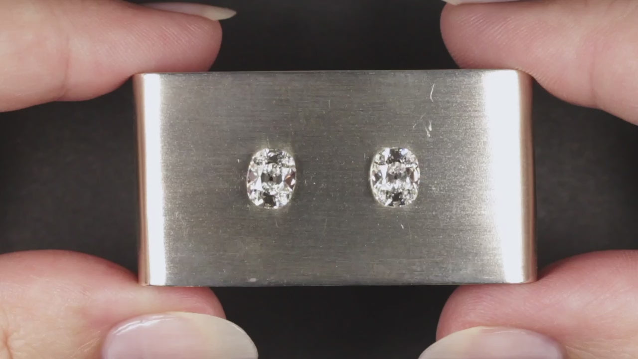 2.04ct E VS1-VS2 OLD MINE CUT LAB CREATED DIAMOND LOOSE PAIR IGI CERTIFIED STUD