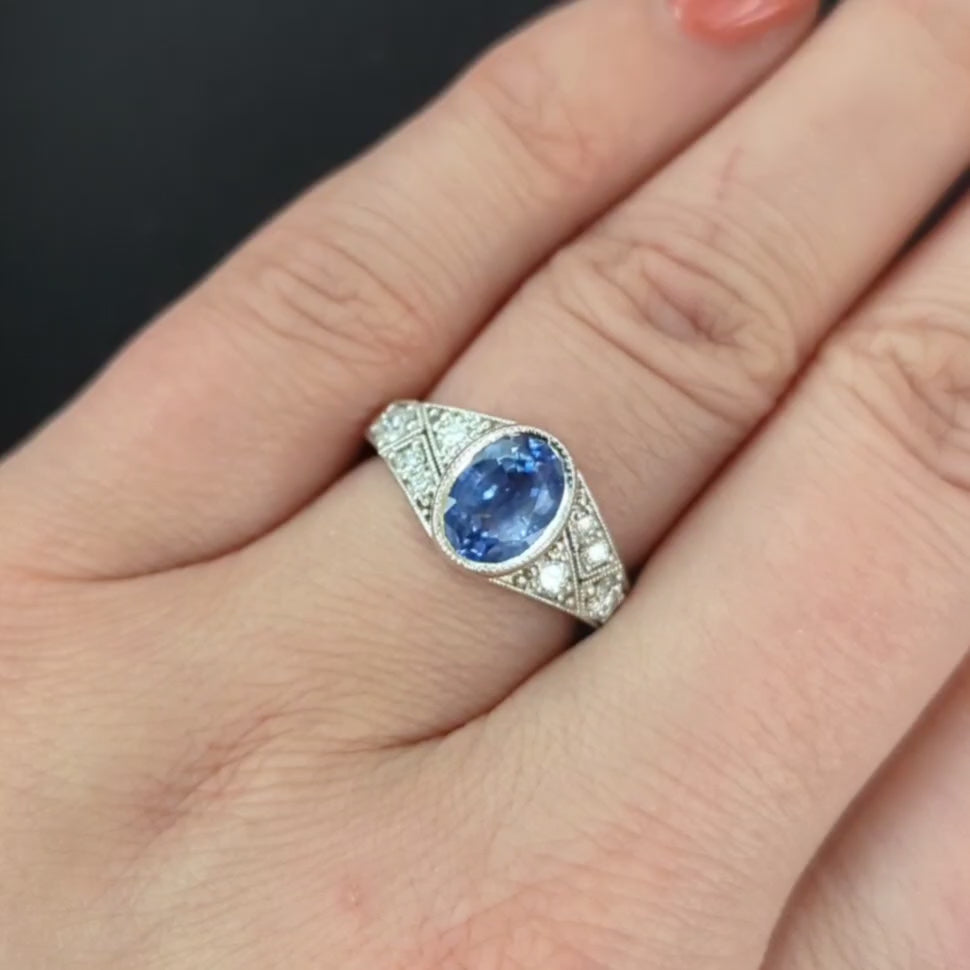 SAPPHIRE DIAMOND COCKTAIL RING VINTAGE STYLE OVAL SHAPE 14k WHITE GOLD NATURAL