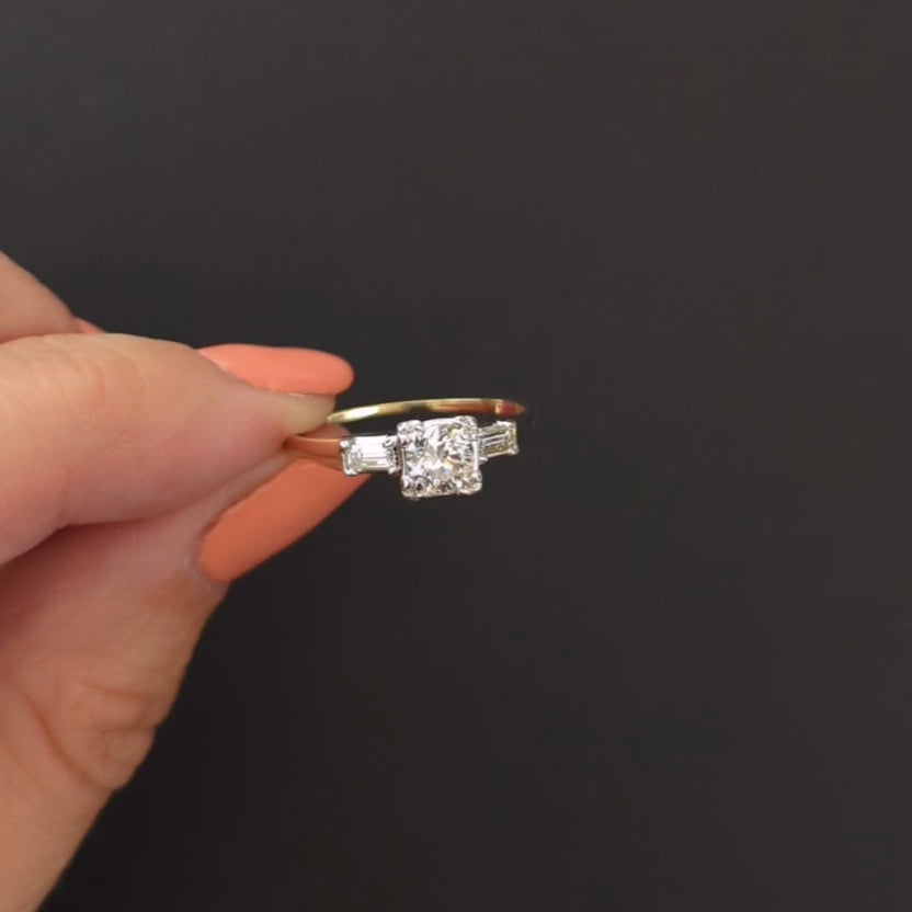 VINTAGE DIAMOND ENGAGEMENT RING 1/2ct H-I VS1 ROUND CUT CLASSIC BAGUETTE ACCENT