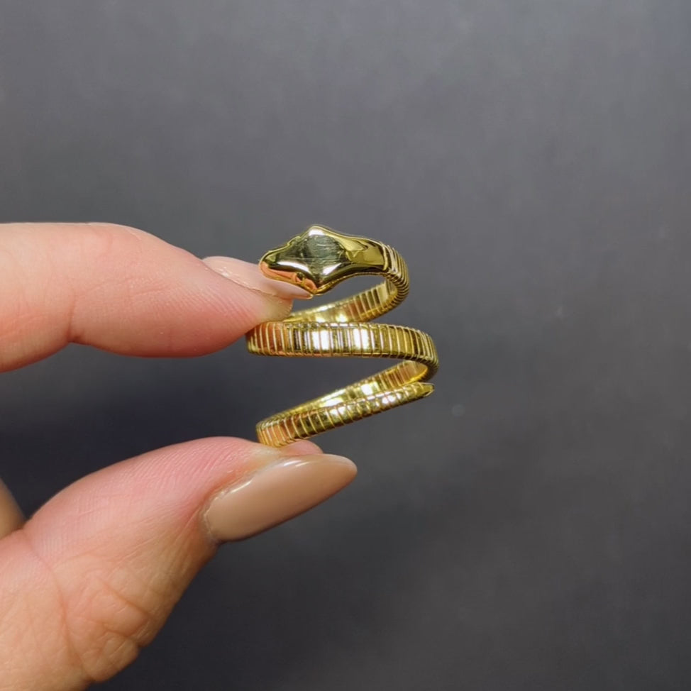 18k YELLOW GOLD SNAKE WRAP RING 10.5gm SOLID TEXTURED STATEMENT OPEN BAND BYPASS