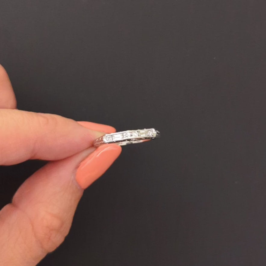 VINTAGE 1.45c DIAMOND WEDDING RING ENGRAVED STACKING RING 14k WHITE GOLD NATURAL