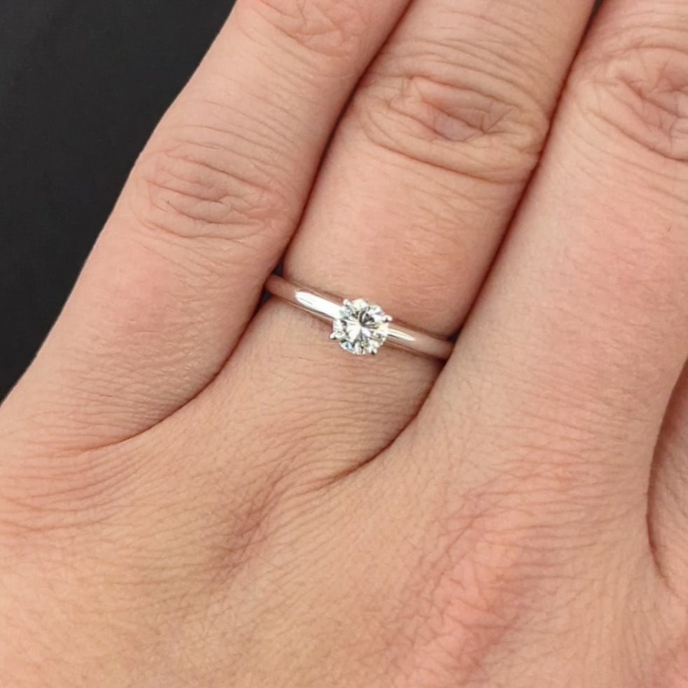 DIAMOND SOLITAIRE ENGAGEMENT RING 0.31c F SI1 ROUND BRILLIANT CUT 14k WHITE GOLD