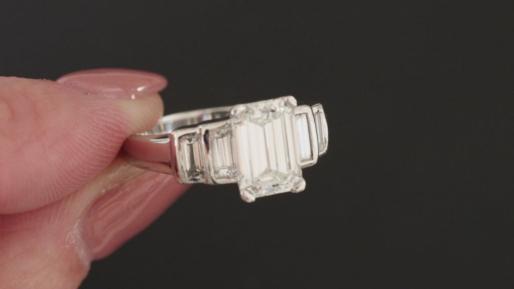 2.84ct EMERALD CUT DIAMOND ENGAGEMENT RING VINTAGE PLATINUM NATURAL COCKTAIL