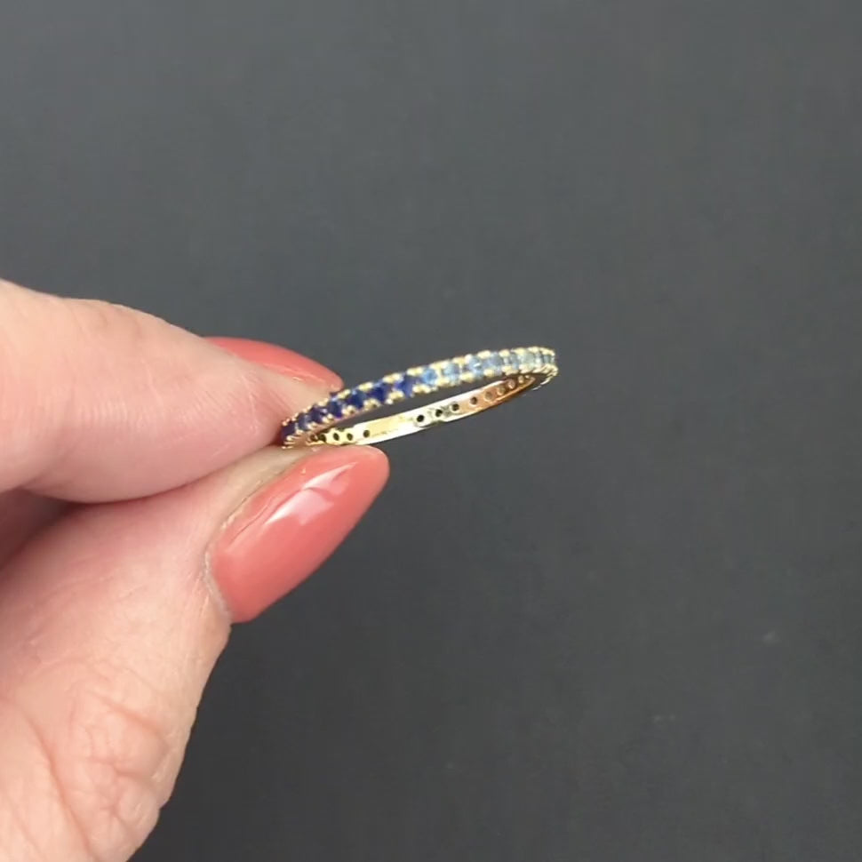 LIGHT DARK BLUE SAPPHIRE 14K YELLOW GOLD ETERNITY RING HALF & HALF BAND Size 5.5