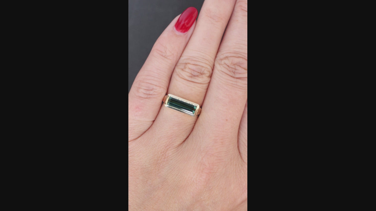 EAST WEST 1.90ct BRAZILIAN INDICOLITE TOURMALINE SIGNET RING SOLITAIRE STACK 14k