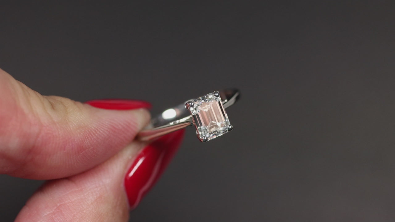 1ct GIA CERTIFIED E VS2 DIAMOND ENGAGEMENT RING EMERALD CUT SOLITAIRE PLATINUM