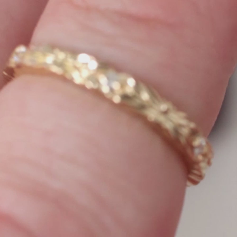 NATURAL DIAMOND ENGRAVED WEDDING BAND STACKING RING 10k GOLD VINTAGE STYLE