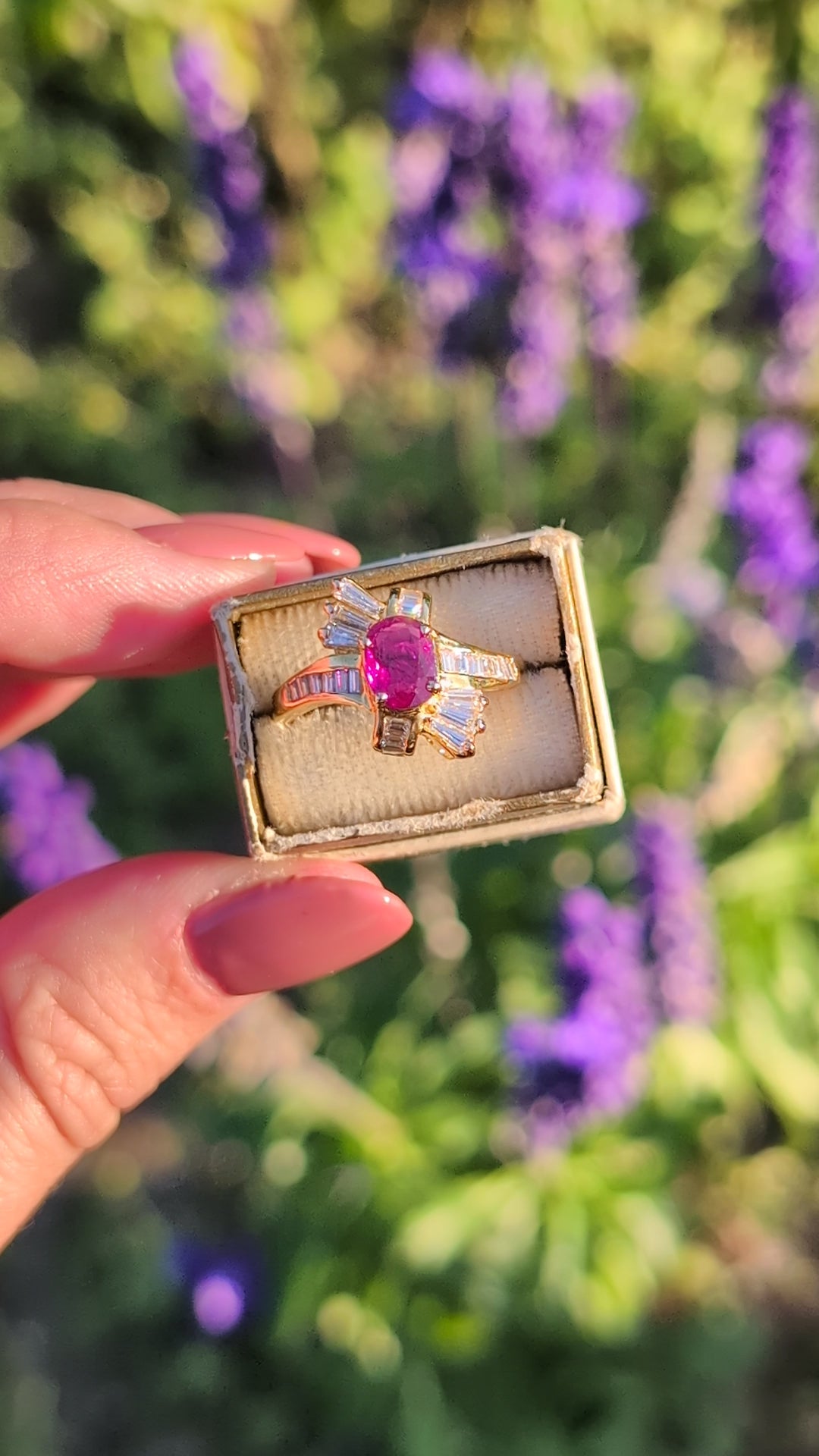 RUBY DIAMOND COCKTAIL RING 18k YELLOW GOLD NATURAL BYPASS OVAL BAGUETTE ESTATE