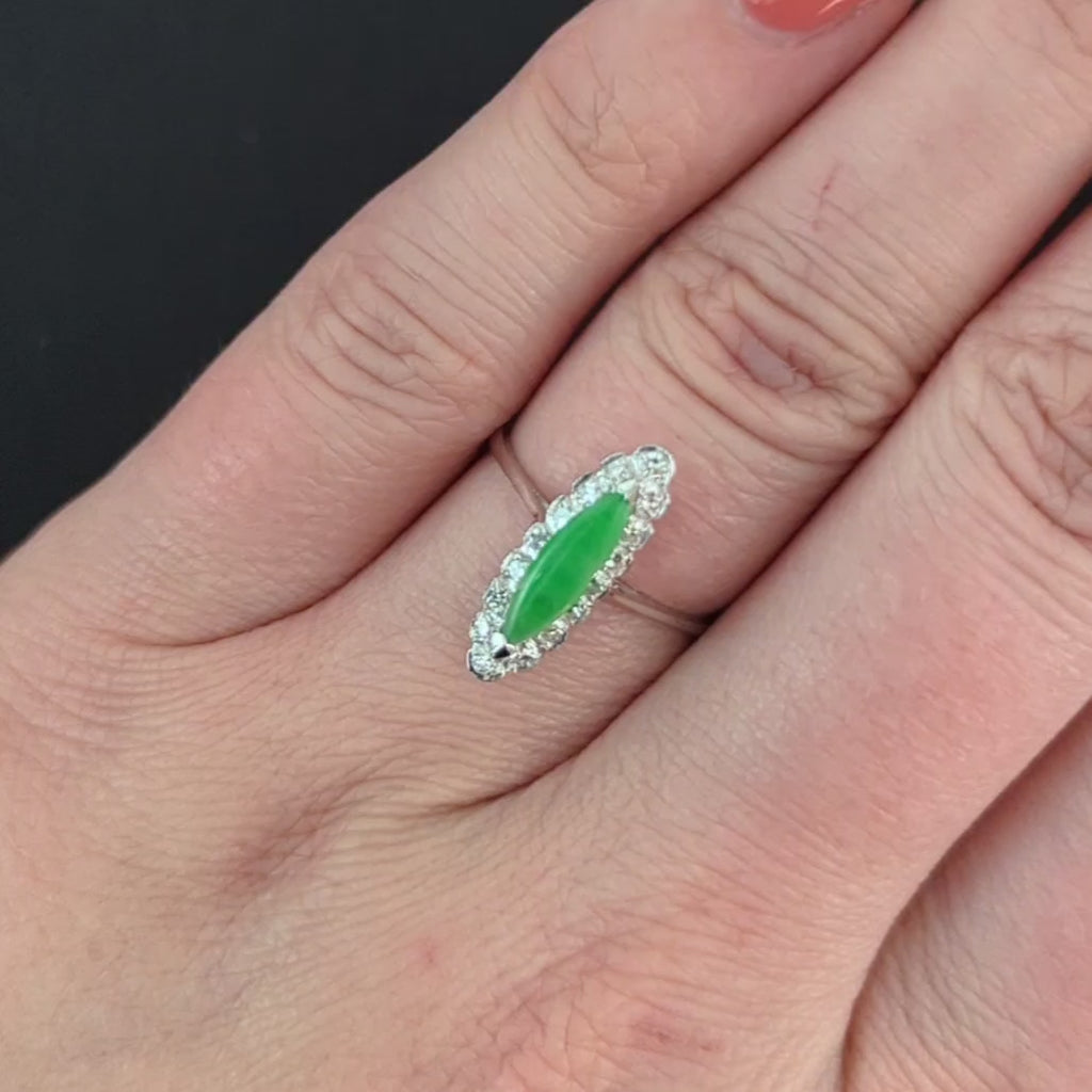 VINTAGE JADE DIAMOND COCKTAIL RING NAVETTE MARQUISE SHAPE 14k WHITE GOLD NATURAL