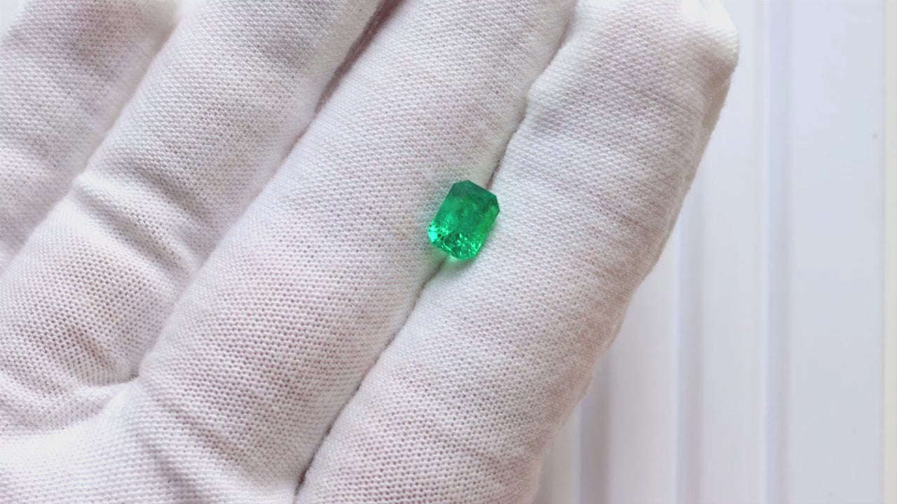 1.5 CARAT NATURAL EMERALD LOOSE STONE RICH GREEN GEMSTONE EMERALD SHAPE 1.5ct