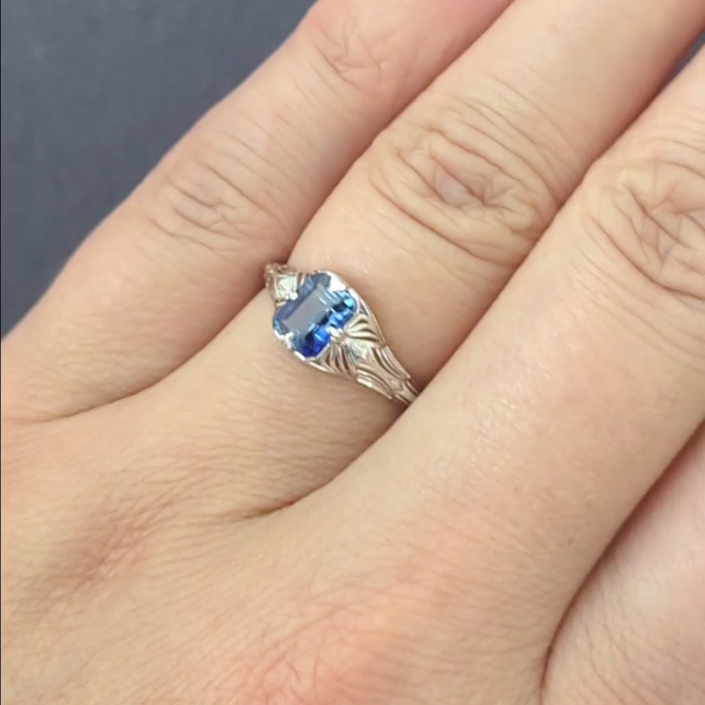 1.09ct BI COLOR SAPPHIRE SOLITAIRE RING 14k WHITE GOLD FILIGREE BLUE EMERALD CUT