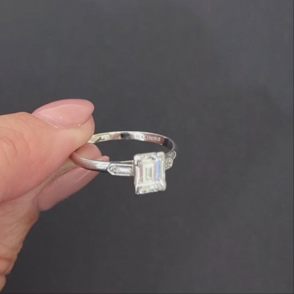 1 CARAT VINTAGE EMERALD CUT DIAMOND ENGAGEMENT RING F-G VS PLATINUM 3 STONE 1ct