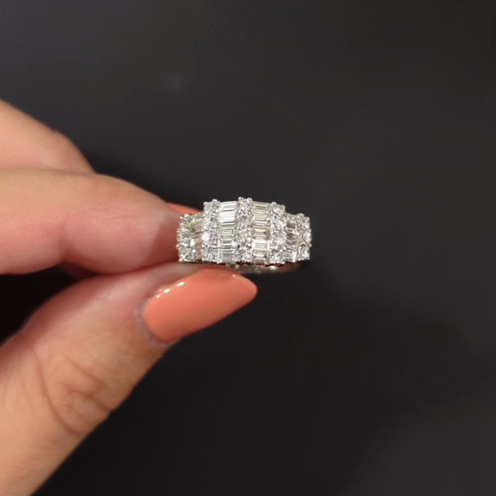 1.80ct DIAMOND COCKTAIL RING F-G VS 18k WHITE GOLD ROUND BAGUETTE NATURAL ESTATE