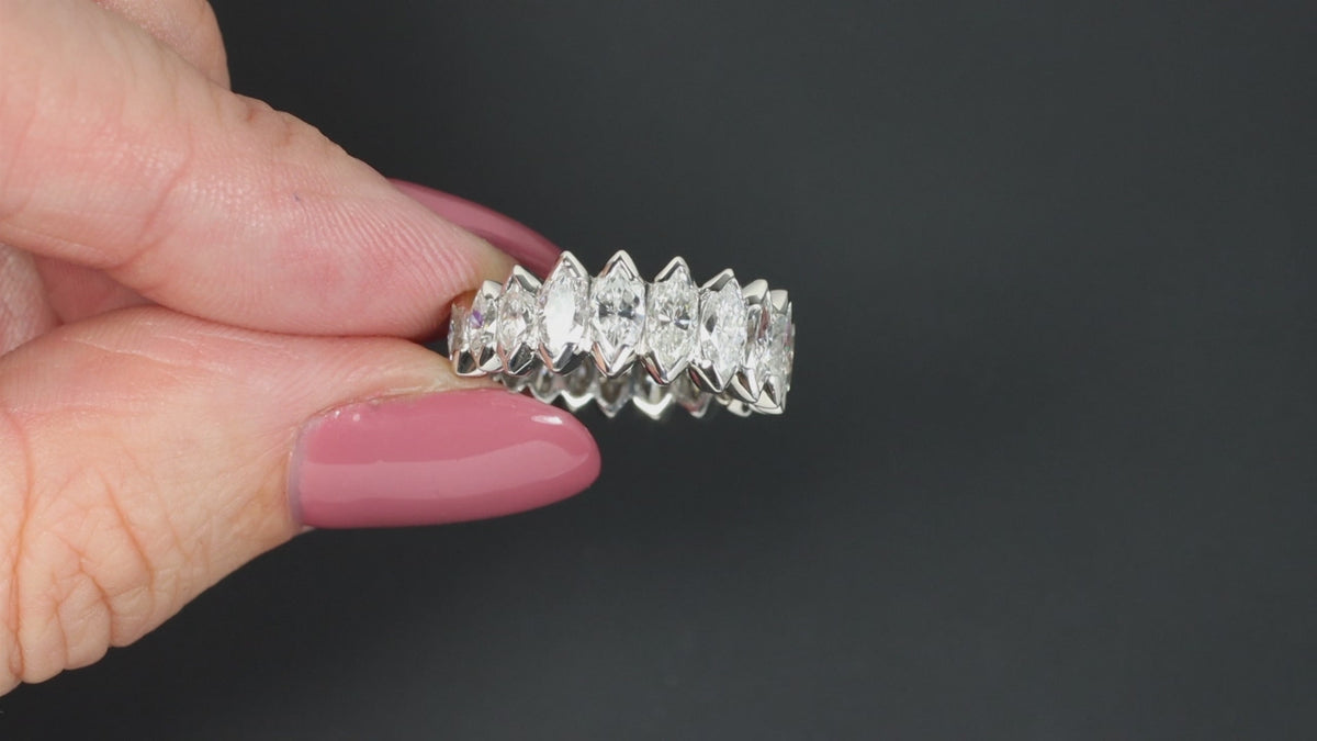 VINTAGE 3ct MARQUISE DIAMOND ETERNITY BAND BEZEL RING NATURAL 3 CARAT GRADUATED