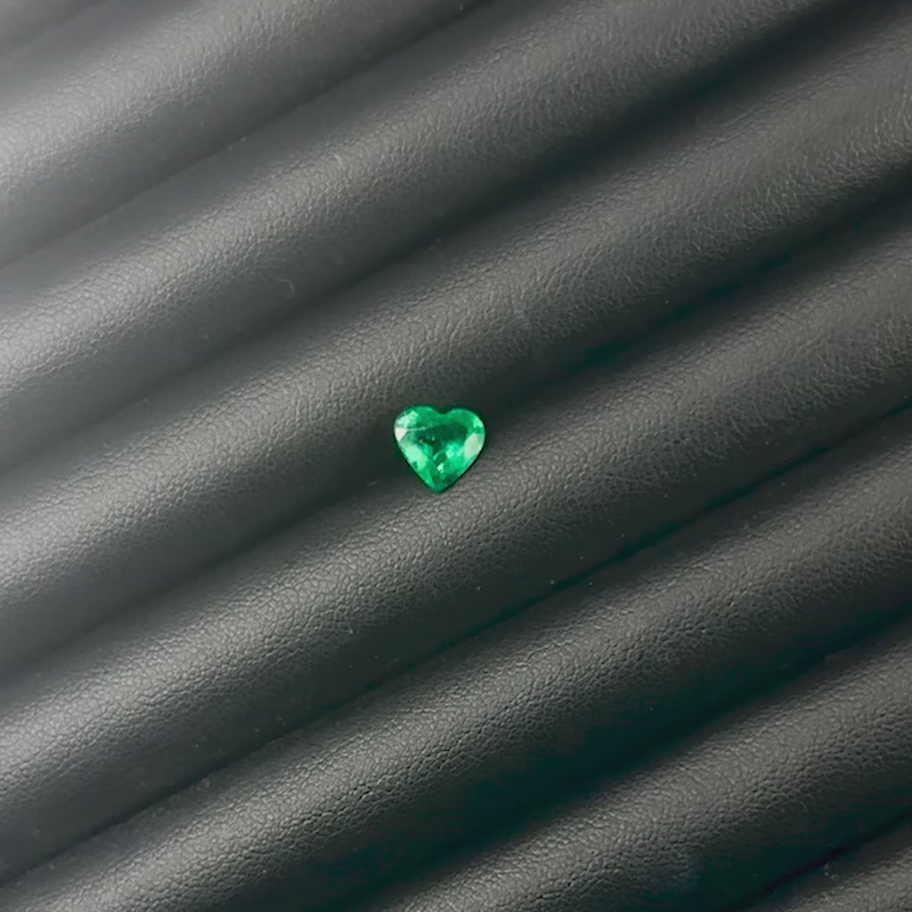 1.38ct HEART SHAPE EMERALD NATURAL LOOSE GEMSTONE RICH GREEN EXCELLENT CUT 1.5ct