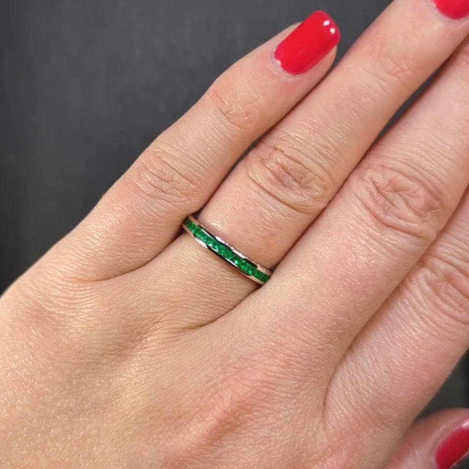 ART DECO STYLE EMERALD ETERNITY RING WEDDING BAND 14k WHITE GOLD FRENCH CUT