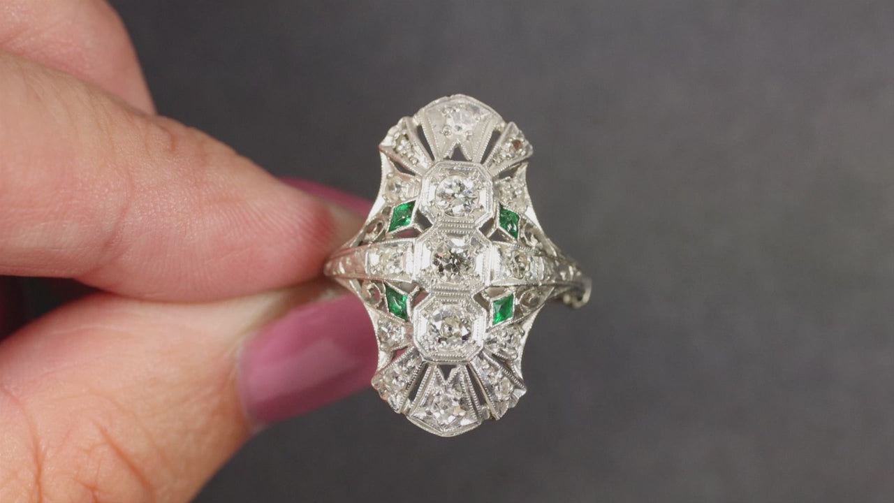 VINTAGE DIAMOND EMERALD COCKTAIL RING ART DECO STATEMENT 18k WHITE GOLD OLD CUT