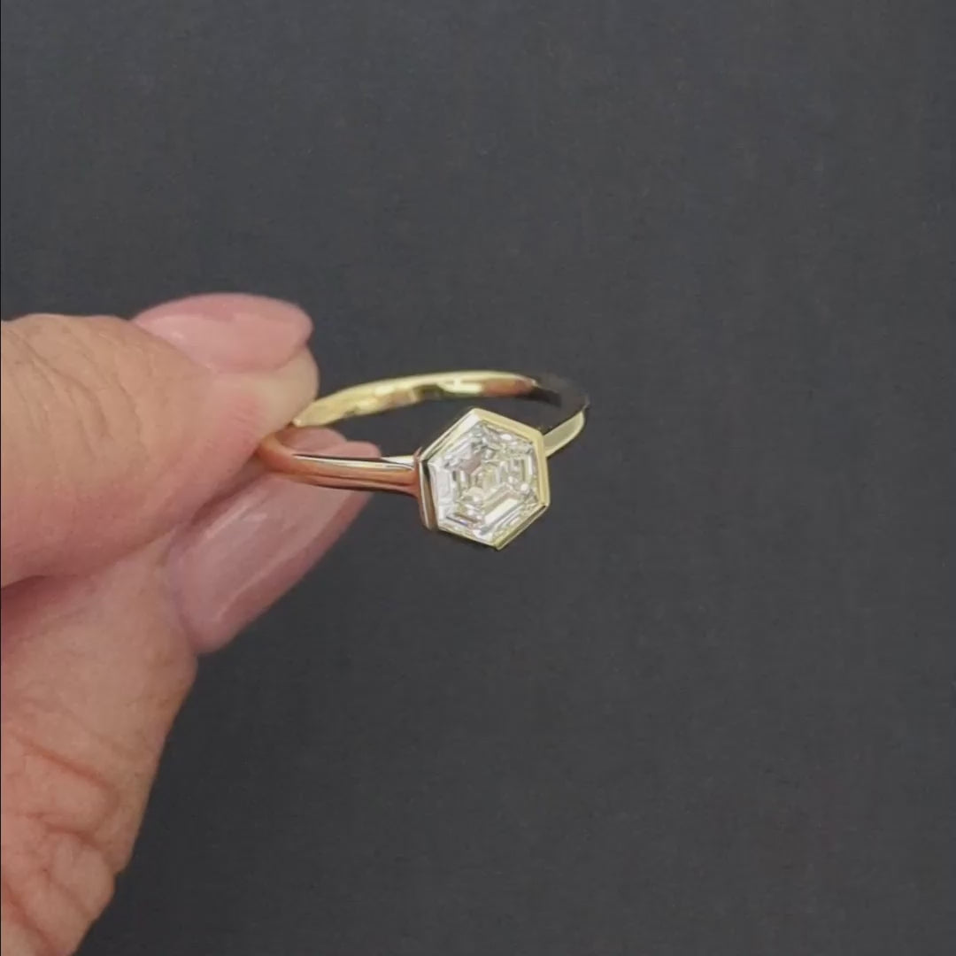 1ct LAB CREATED DIAMOND ENGAGEMENT RING BEZEL HEXAGON PLATINUM SOLITAIRE