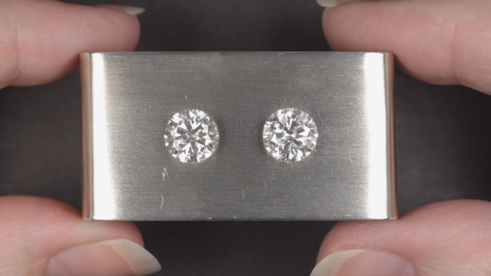 4 CARAT DIAMOND STUD EARRINGS NATURAL MATCHING PAIR ROUND BRILLIANT CUT CLASSIC