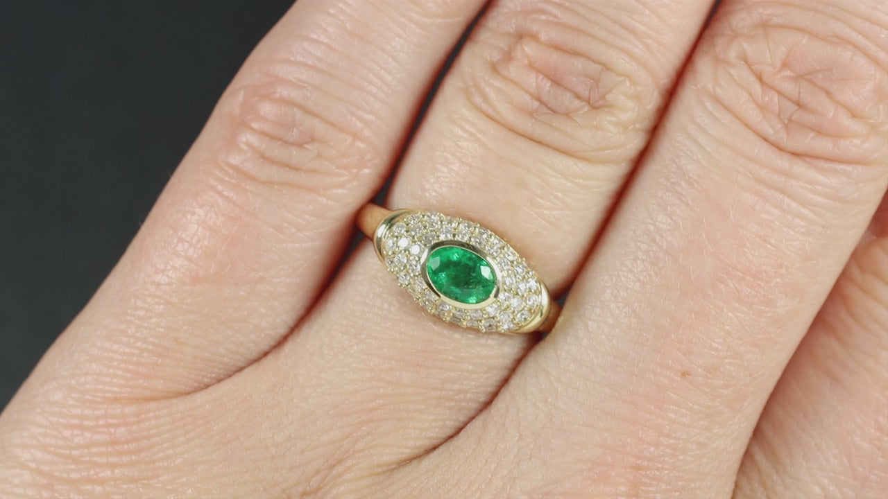 VINTAGE STYLE OVAL EMERALD DIAMOND PAVE BOMBE RING COCKTAIL DOME 14k YELLOW GOLD