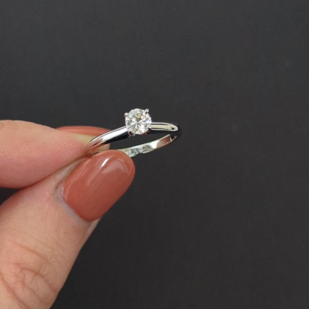DIAMOND SOLITAIRE ENGAGEMENT RING 0.31c F SI1 ROUND BRILLIANT CUT 14k WHITE GOLD