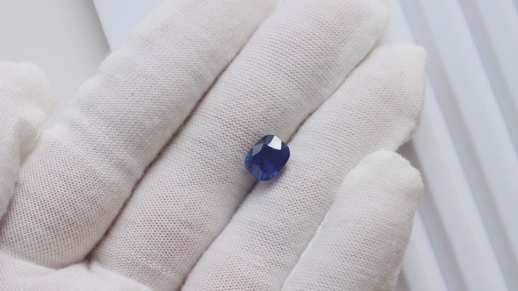 4 CARAT GIA CERTIFIED SAPPHIRE CUSHION SHAPE LOOSE NATURAL GEMSTONE RICH BLUE