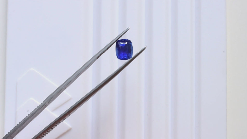 3.69ct GIA CERTIFIED SAPPHIRE RICH VELVETY ROYAL BLUE ELONGATED CUSHION SHAPE