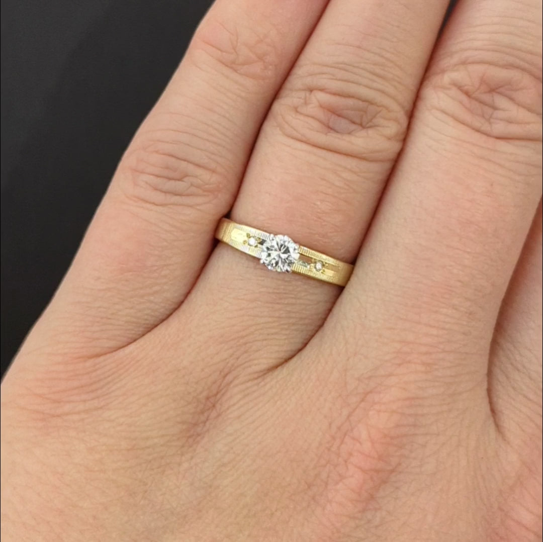 VINTAGE DIAMOND ENGAGEMENT RING 0.35ct F VS2 ROUND CUT 14k TWO TONE YELLOW GOLD