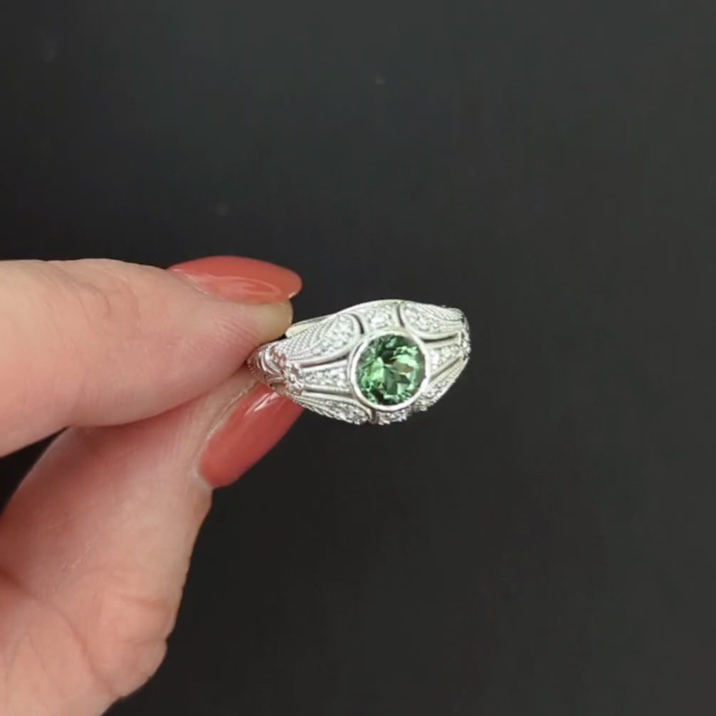 GREEN TOURMALINE DIAMOND VINTAGE STYLE COCKTAIL RING DOME FLORAL 14k WHITE GOLD