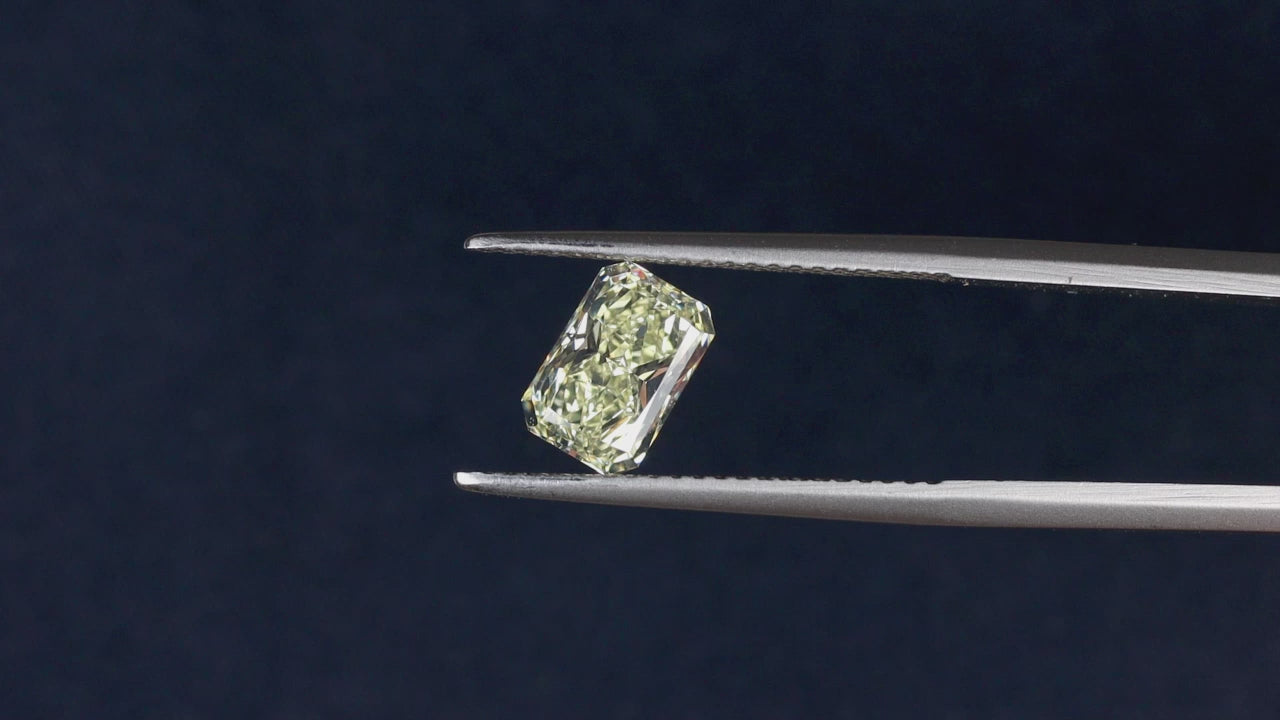 1.26ct FANCY LIGHT YELLOW VS DIAMOND 7.6mm LONG RADIANT CUT NATURAL LOOSE 1.25ct