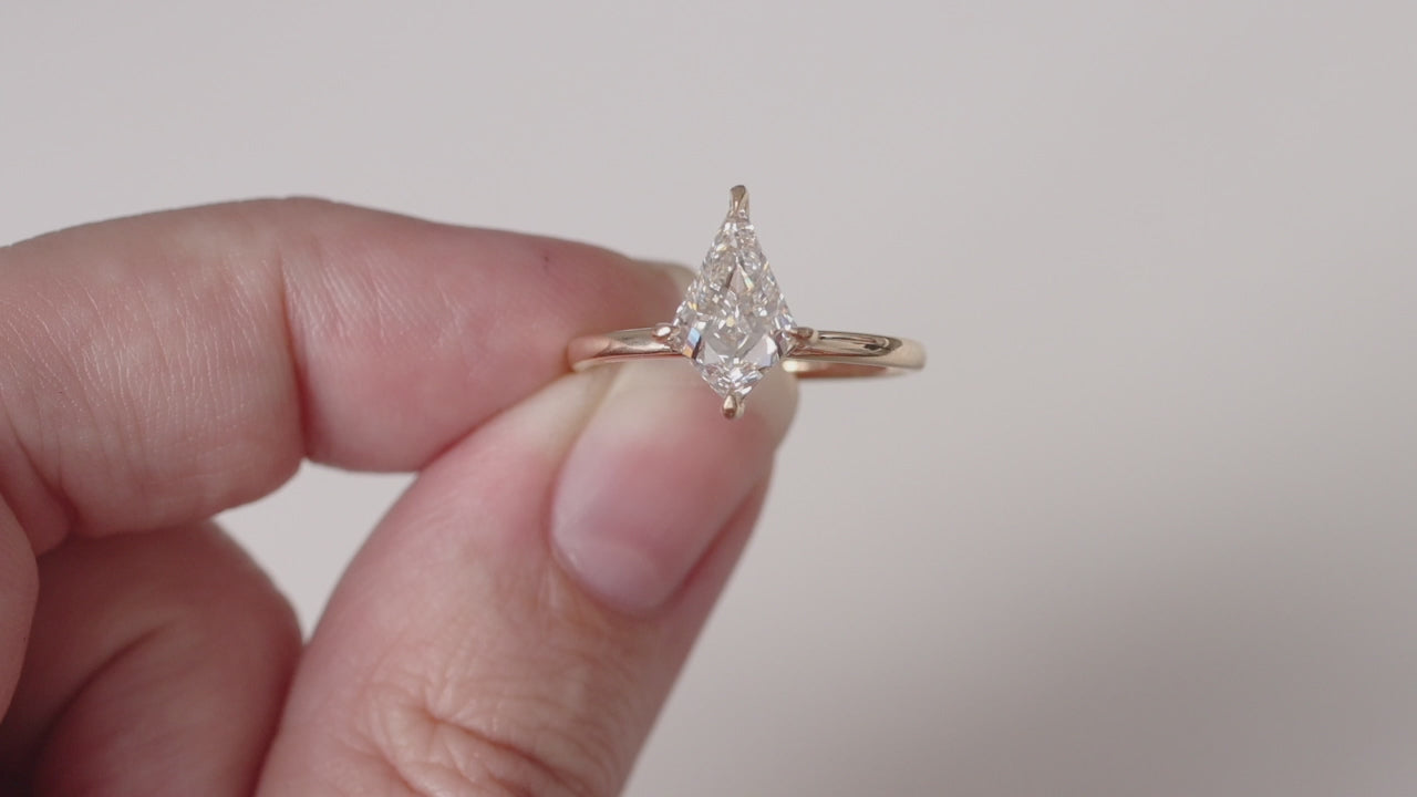 2ct LAB CREATED DIAMOND ENGAGEMENT RING KITE SHAPE CERTIFIED 14k GOLD SOLITAIRE